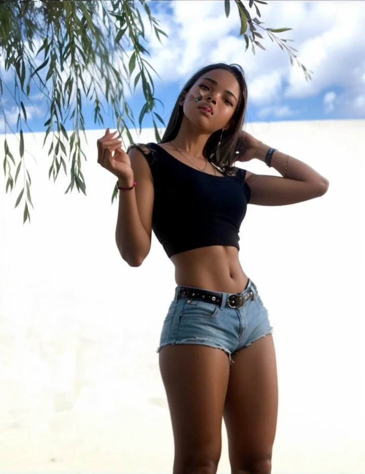 12-year-old girl.top negro, shorts, buen cuerpo