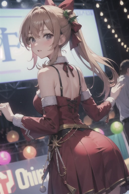 Christmas、Parti、beautiful mature women、Large crowds、Looks fun、Christmasツリー、Dance Dance