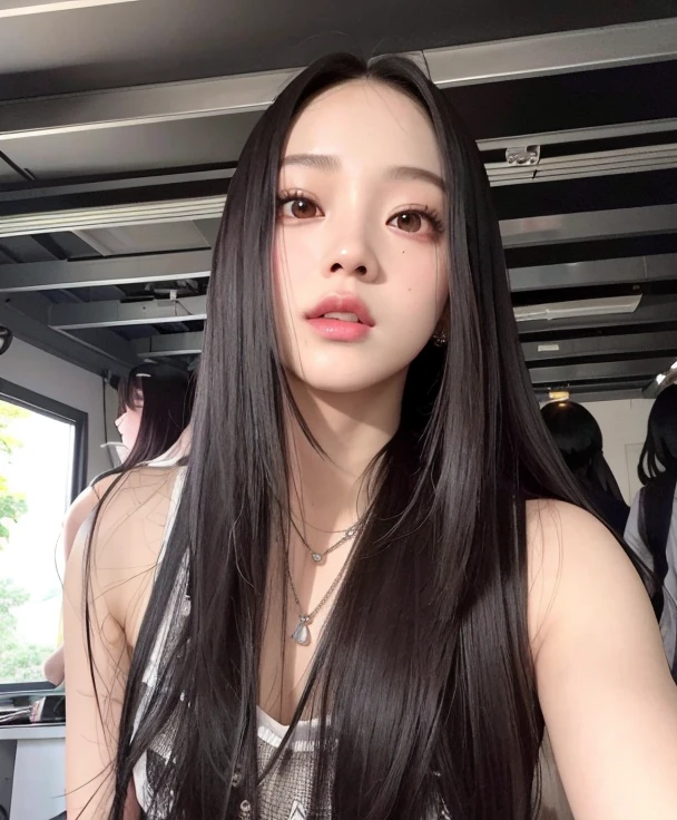 arafed woman con el pelo largo and a necklace standing in a room, Blackpink Jennie, Jossi de Blackpink, Jisoo de Blackpink, Jisoo de Blackpink, portrait of Jossi de Blackpink, asian girl con el pelo largo, Gongbi, Retrato Jisoo Blackpink, con el pelo largo, Wan adorable cara coreana, Chica coreana, Ruan Jia hermoso!, cruel korean goth girl
