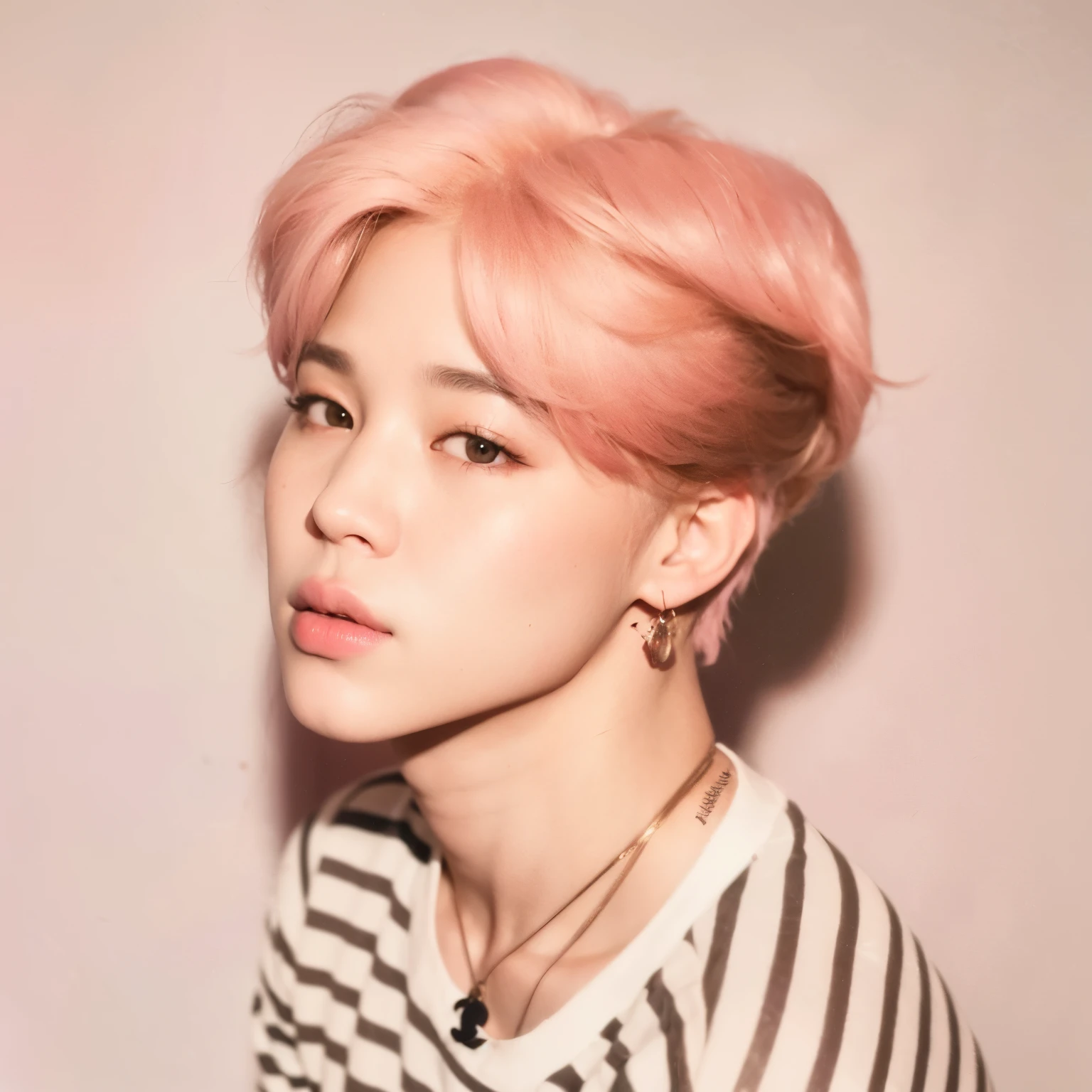 um close de uma pessoa com cabelo rosa e uma camisa listrada, park Jimin, Jimin, Jimin\Plump lips, Jimin\Nariz grego, accurate Jimin face, Jimin\'s right eyelid swollen, Retrato de Jimin BTS, portrait of kpop idol, Park jimin, Jimin, tom de pele rosa pastel