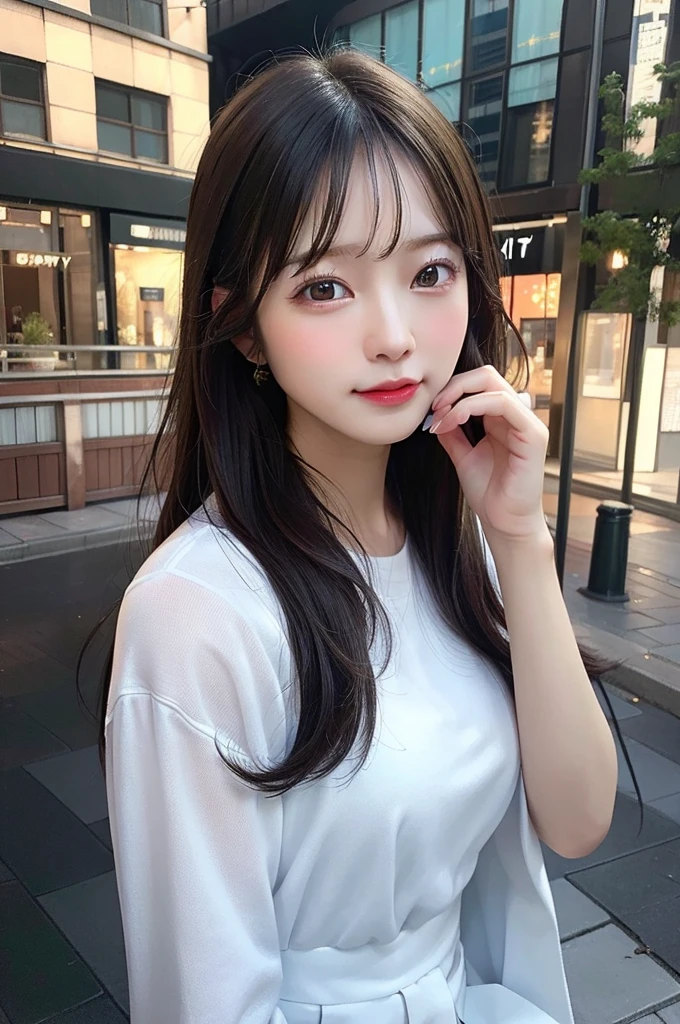top-quality, masterpiece, 超A high resolution, (Realisticity: 1.4), OriginalPhotographs, 1 Girl Cinematic Lighting、Pulling photo、A city scape、Fashionable clothes、cafes、Front photo