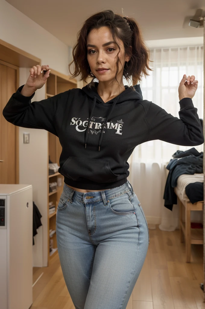 There is a woman standing in a room with her arms outstretched.., jeans negros extremadamente ajustados, Traje ajustado, usar jeans and a black hoodie, usando ropa ajustada, Outfit muy sexy, Vestimenta ajustada, Llevar traje ajustado, usar jeans, tocando su ropa, cintura delgada y caderas gruesas, con camisa ajustada, Ajuste ajustado, , she is dancing. realista