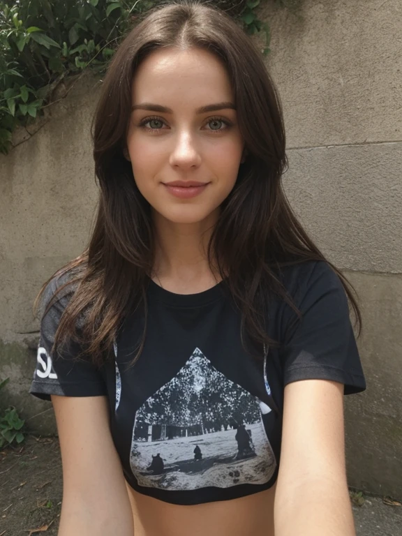 29 year old Brunette, small tits t-Shirt no bra outside selfie