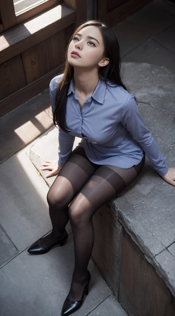 polo shirt、pantyhose/stockings、pendant、nsfw,revealing