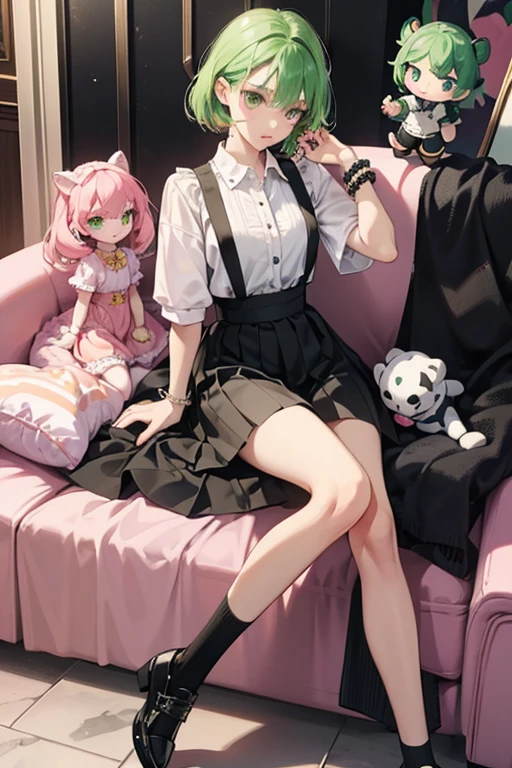 Her original outfit is a black and white, tiger-striped collar with a pink undershirt and a matching tiger-striped skirt. She wears a green sock with black shoes, a pink bracelet, and has green hair. Early in the series, she had a thinner collar and a shorter skirt with no bracelet. She also wore a black leg band in addition to her green sock stitched to the other leg, but her appearance was changed to match the doll line.