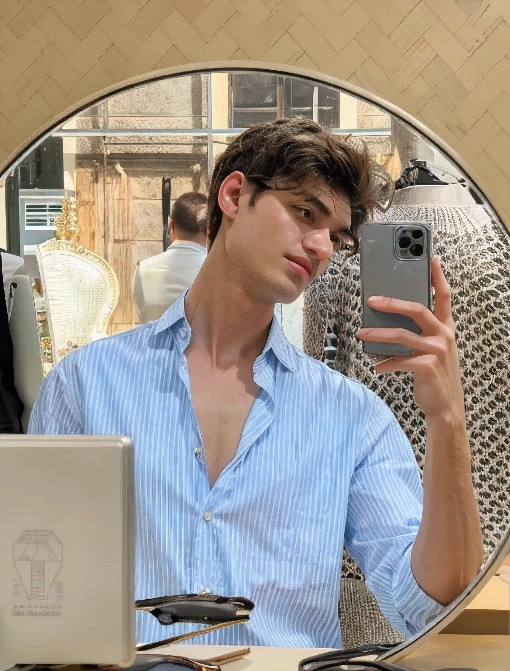 arafed man taking a selfie in a mirror in front of a computer, inspired by Luca Zontini, style of paolo parente, raphael personnaz, style of anton fadeev, delicate androgynous prince, tyler jacobson style, kacper niepokolczycki, daniel dociu, adrien girod, ilya kuvishinov style