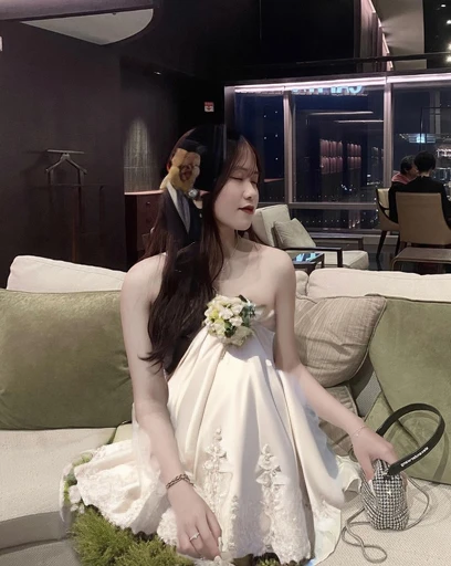 Wedding dress