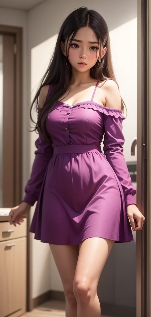 She is a 14 year old girl. Adolecente. Vestido ajustado violeta.