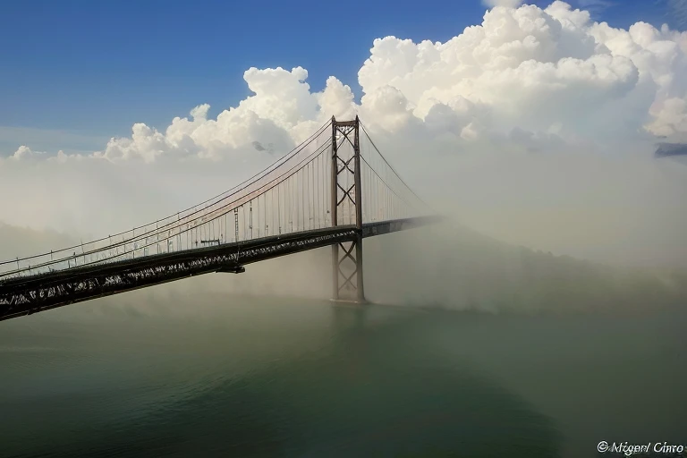 arafed view of a Brücke in the middle of a Nebelgy ocean, Brücke 2 5. April, Nebely, extreme Nebel, Nebel!!!, water Nebel, von Nadir Afonso, Brücke, elegant Brückes between towers, Nebel storm, soaring towers and Brückes, with Nebel, low Nebel, Nebel dramatic, moist Nebelgy, in low Nebel, Nebel!