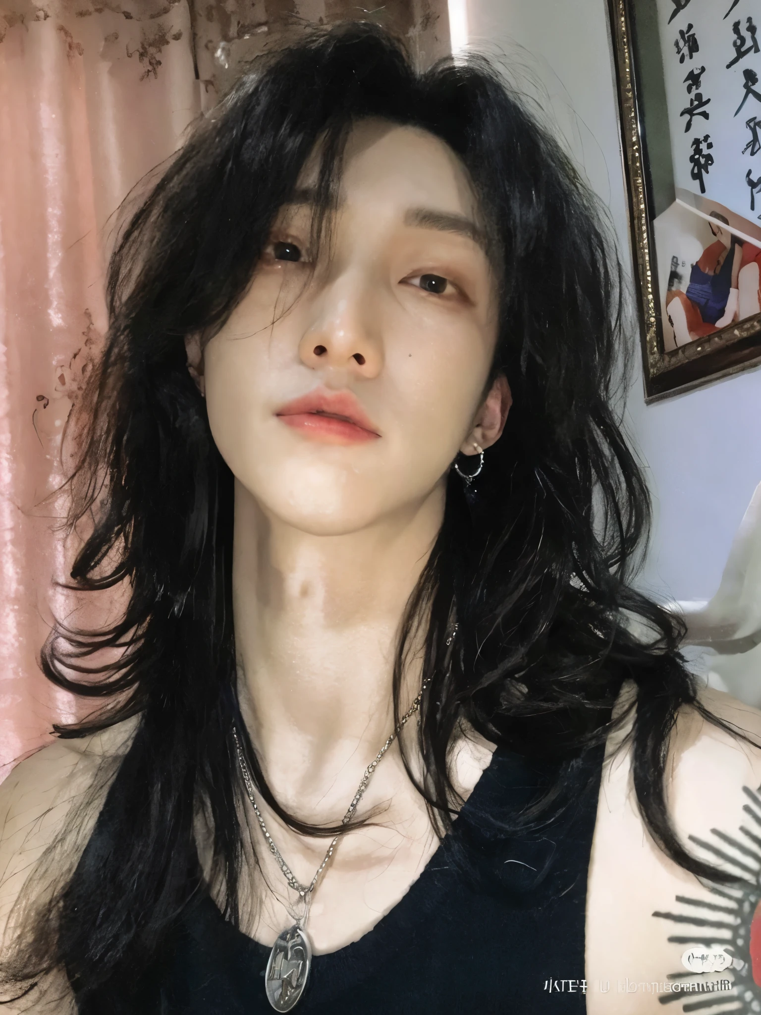 Hyunjin from Stray Kids, fotorealista, ultrahd, 8k