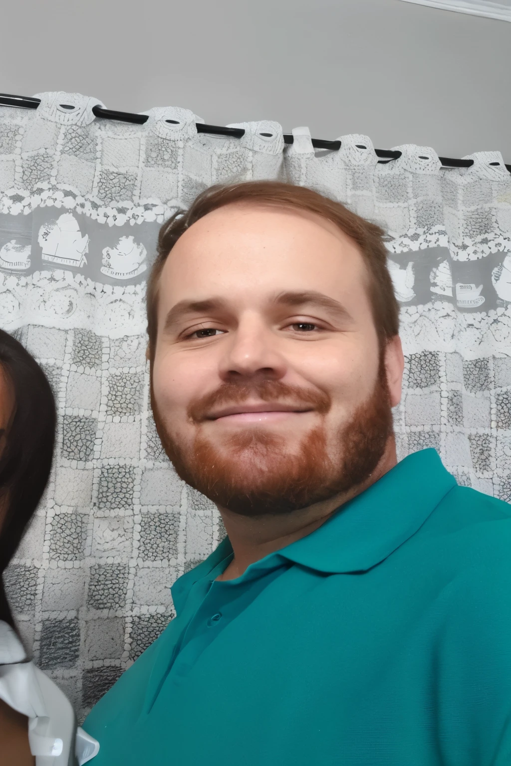 There is a man and a woman next to each other, com uma pequena barba, sem barba, foto de rosto, tirada no final de 2010, headshot Foto do perfil, cerca de 3 5 anos, Foto do perfil, homem de 30 anos, fotografia selfie 8k, taken at the beginning of 2020, neck beard