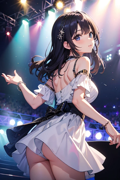 Idol、mature woman、stage、backwards、