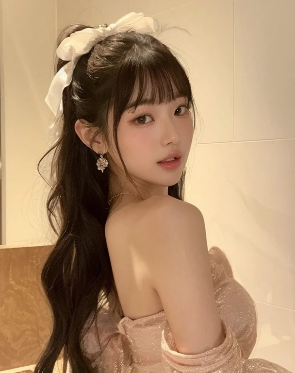 bae suzy com grande cabelo loiro escuro, Bow in the hair, roupas rosas e brilhosas, beautiful asian feminine girl, im jin ah, nana after school, suzy miss a, satomi ishihara, jang wonyoung, todas do grupo red velvet, bae joohyun, irene, inspirado em bae suzy