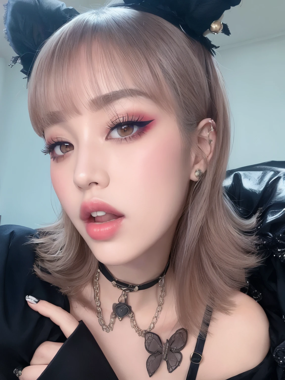 Chica araffe con orejas de gato negro y gargantilla negra., maquillaje popular de corea del sur, maquillaje coreano popular, ulzzang, el corte de hime, Lalisa Manobal, sakimichan, cara sexy con maquillaje completo, Lalisa Manoban de Blackpink, shikami, cruel korean gothic girl, estilo de maquillaje pop, sol yunjoo