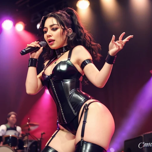 araffed woman in a black cuero outfit singing into a microphone, black cuero bra, in a cuero corset, charli xcx, black cuero harness, su ombligo esta expuesto, black latex clothing, Mila Kunis con gargantilla negra, abdomen expuesto, cuero, wearing cuero swim suite, foto del concierto, dressed in black cuero, actuando en el escenario