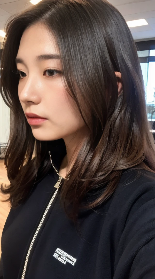 Heavyweight sweatshirt half zip pullover、Wearing a T-back、A woman with the same face as last time(misaki)，４Ｋ、１people&#39;s women、slender、 Loose wavy styling 、seductive and attractive、full body shot,Including face and skin texture，detailed eyes、a seductive look