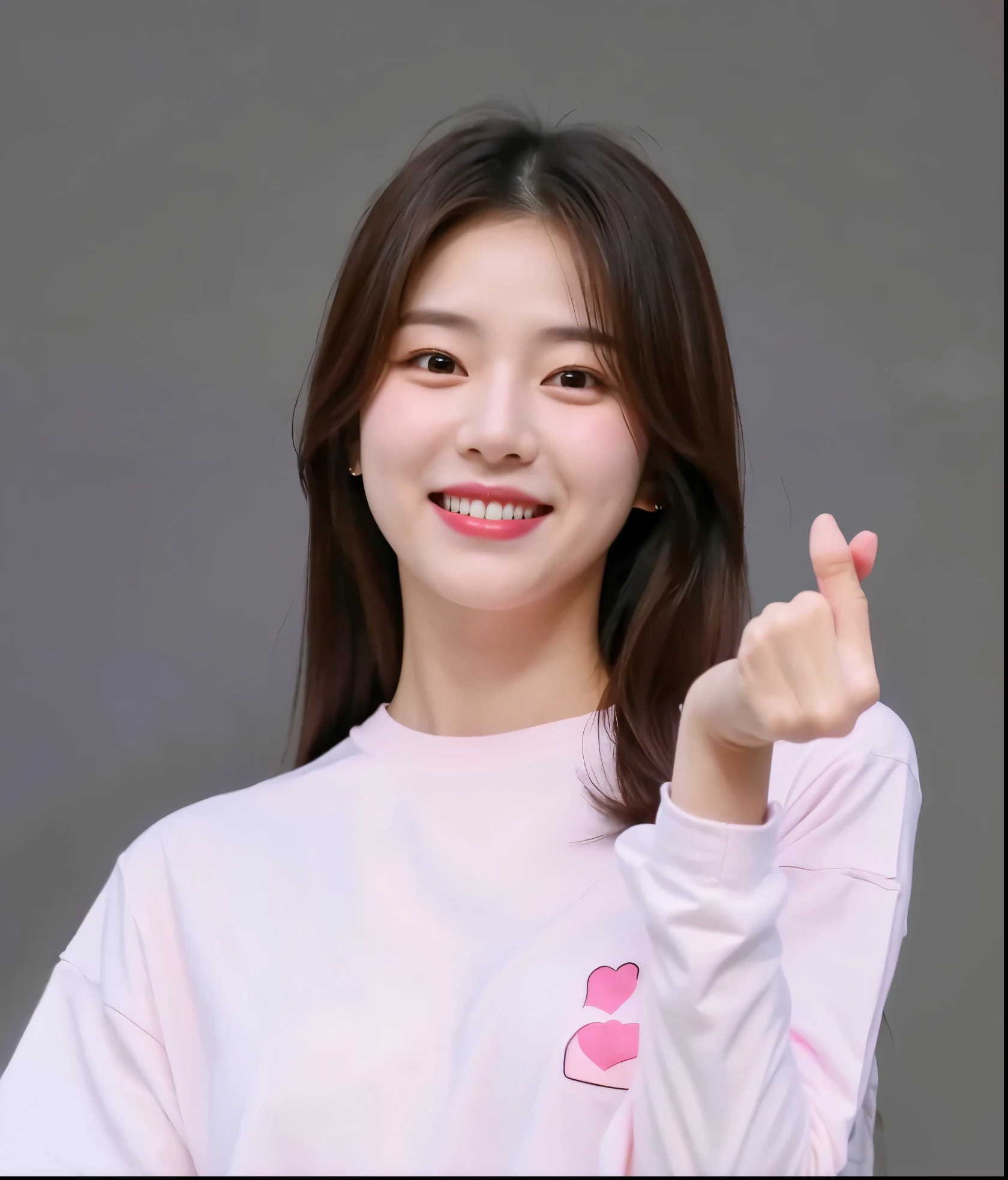 Korean woman doing a thumbs-up pose Korean Girl, White T-shirt, pink hat, 검은색 배경