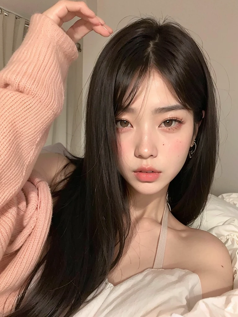 araffed asian woman with long black hair and a pink sweater, ulzzang, cruel korean gothic girl, muchacha coreana, hermosa mujer surcoreana, joven y adorable rostro coreano, flequillo largo y recto, rasgos de la cara coreana, pale round face, maquillaje popular de corea del sur, hermosa joven coreana, asian features, asian girl with long hair, con pelo largo y ojos penetrantes