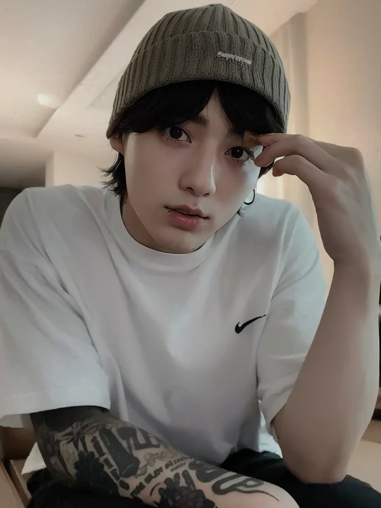 arafed man with a tattoo on his arm and a hat on, Jungkook, pintar ulzzang, Jungkook jeon, JK, inspirado em Jeon Jungkook, imagem de perfil, [ arte digital ]!!, inspirado em Jungkook, Jungkook BTS de cabelo preto, Kim Doyoung, taejune kim, fotorrealista!!!!!!! Estilo de arte, realismo