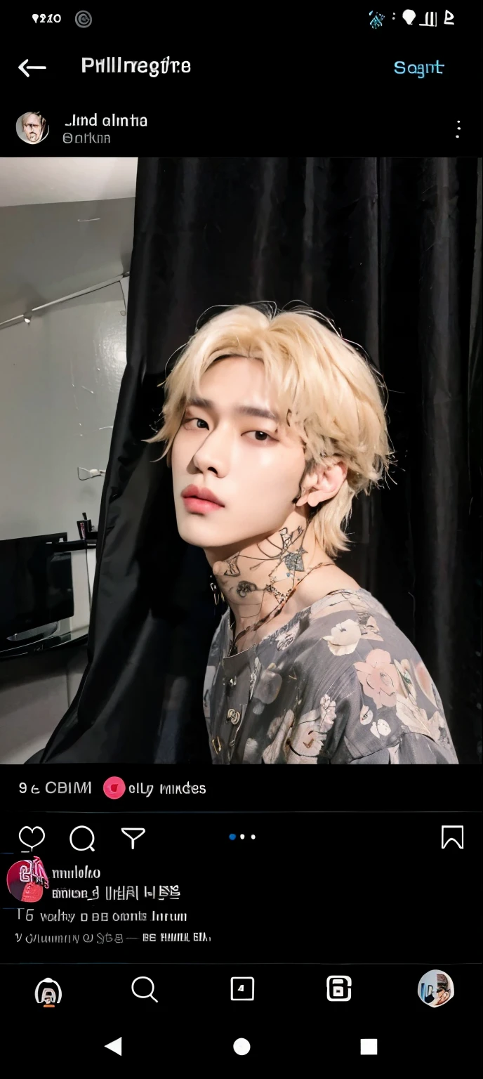 there is a man that is sitting down with a cell phone, Shinji, Marcos Lee, hyung tae, Kim Doyoung, inspirado em jeonseok lee, Hong junho hyung, adorable and pale korean face, taejune kim, lindo chad queixo, inspirado em Kim Myeong-guk, Shin Jeongho, Jimin\the right eyelid is swollenKim taehyung, rosto grande, 30 anos, barba pequena, bravo, chateado, bravo