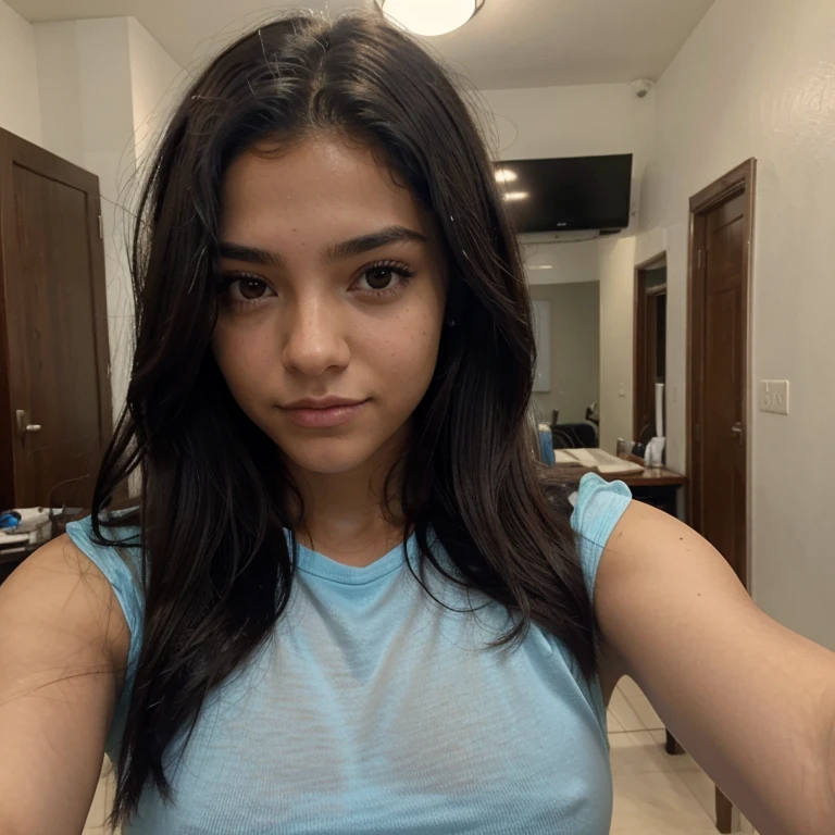 Obra maestra, chica joven, guapa, pelo negro, pelo largo, ojos azules, pecho grande, selfie