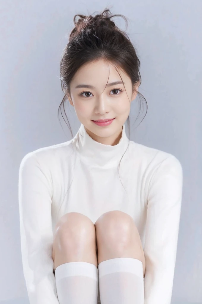 ((Masterpiece, Top image quality, high resolution、alone、shiny skin))(on the table, best quality, actual, super detailed, meticulous, high resolution, 8k wallpaper), Close-up portrait of a beautiful woman, Chariada, smiling, light brown messy hair, Perfect dynamic composition, 美丽meticulous的眼睛, Just like the cover of a fashion magazine, on campus