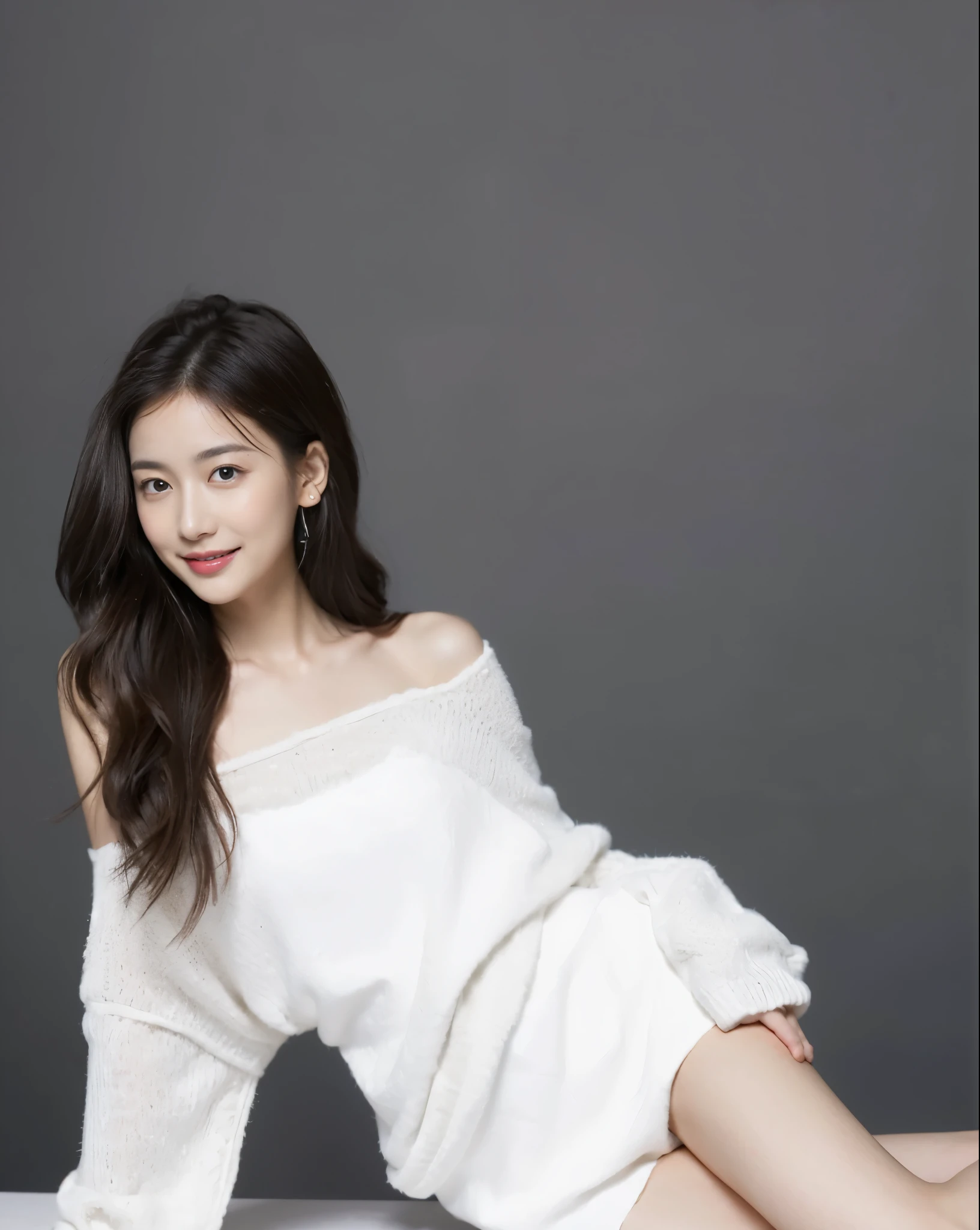 ((Masterpiece, Top image quality, high resolution、alone、shiny skin))(on the table, best quality, actual, super detailed, meticulous, high resolution, 8k wallpaper), Close-up portrait of a beautiful woman, Chariada, smiling, light brown messy hair, Perfect dynamic composition, 美丽meticulous的眼睛, Just like the cover of a fashion magazine, on campus