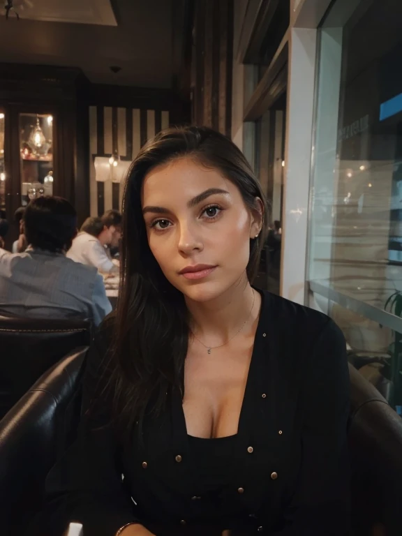 Femme brune, cheveux long, visage parfait, yeux parfait, peau parfaite, dim interior lighting, restaurant
