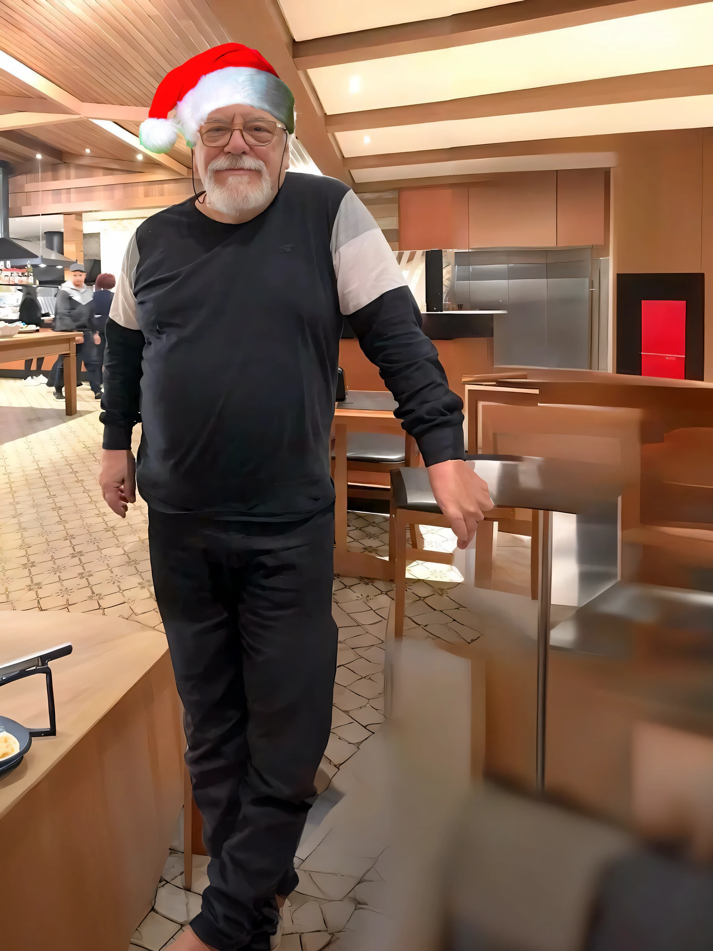 there is a man wearing a Santa hat and standing in a restaurant, ele tem cerca de 6 0 anos de idade, ele tem cerca de 60 anos, ele tem cerca de 7 0 anos de idade, taken in the early 2020s, Eric Cartman na vida real, Esconda a dor Haroldo, foto do snapchat, ele tem cerca de 50 anos