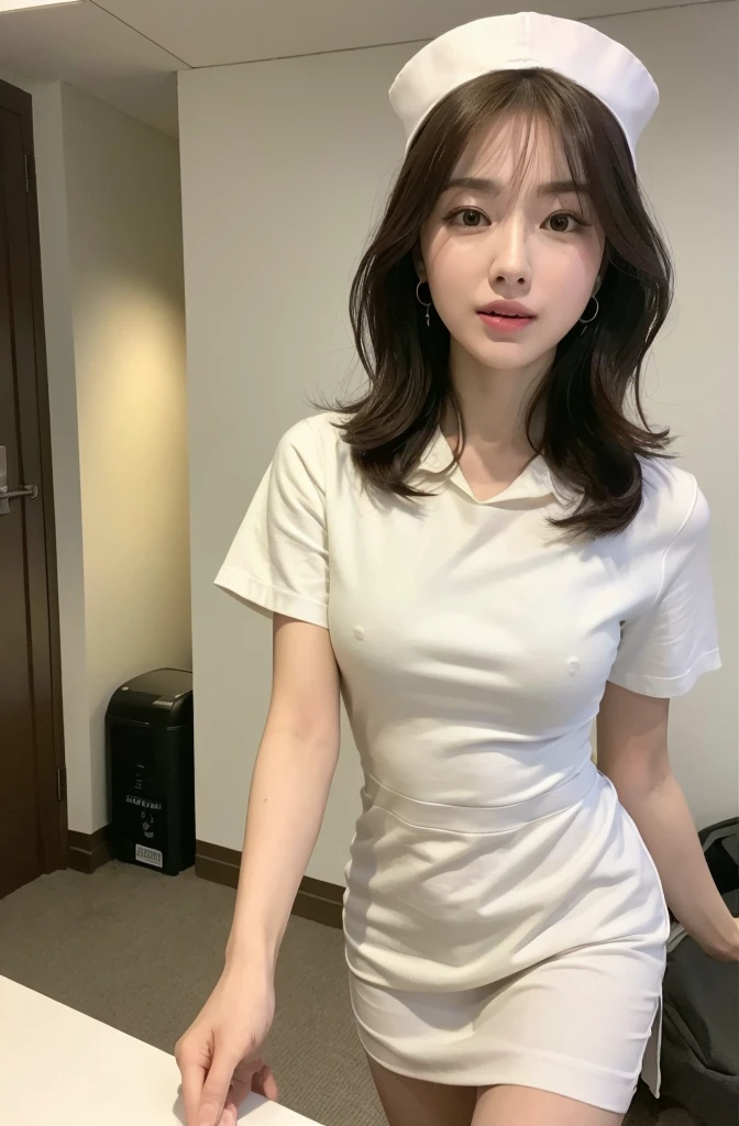 (8K、Raw photo、highest quality、Masseter muscle part:1.2)、super detailed、super resolution、(realistic、realistic pictures:1.37)、Portrait、High-definition RAW color photo、professional photography、hvery detailed and beautiful、very detailed、8K image wallpaper、worried look、reach out your hand、