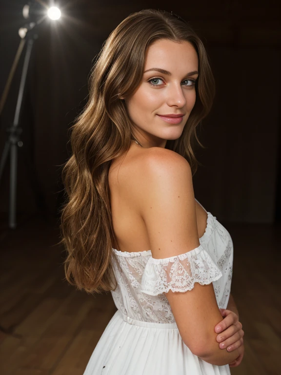 Photograph of a stunning 23 year old girl, abendkleid, Braune Haare , Portrait image, smiling, Blick in die Kamera , Spectacular lighting, beautiful, (tiefe spaltung), Foto-Shooting, Western, (Meisterwerk), best quality, high resolution, extremely detailed background, Haut mit Poren, , Kinobeleuchtung abgeschlossen
