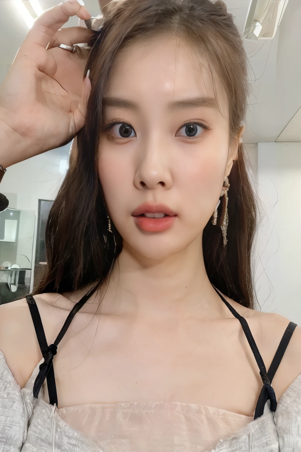 a close-up of a woman getting her hair done in a beauty salon, Lalisa Manobal, Jinyoung Shin, jaeyeon nam, maquiagem sul-coreana popular, Ulzzang, adorable and pale korean face, Heonhwa Choe, maquiagem coreana popular, Sun Yunjoo, Lee Ji-eun, Lee Ji-eun, Hwang se-é, estacionar a partir de-min