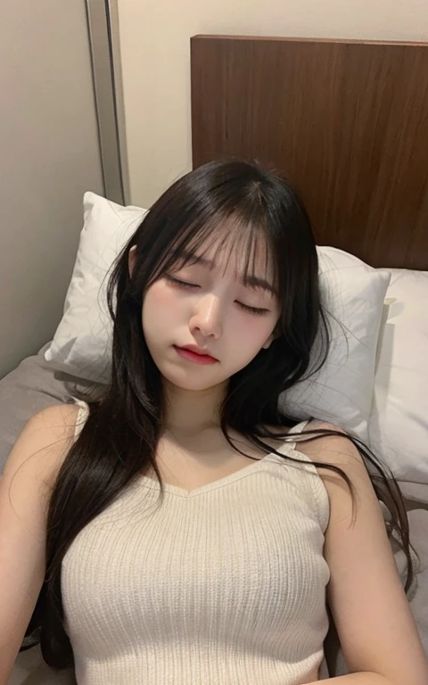 Closing eyes、Close ~ eyes、Are sleeping