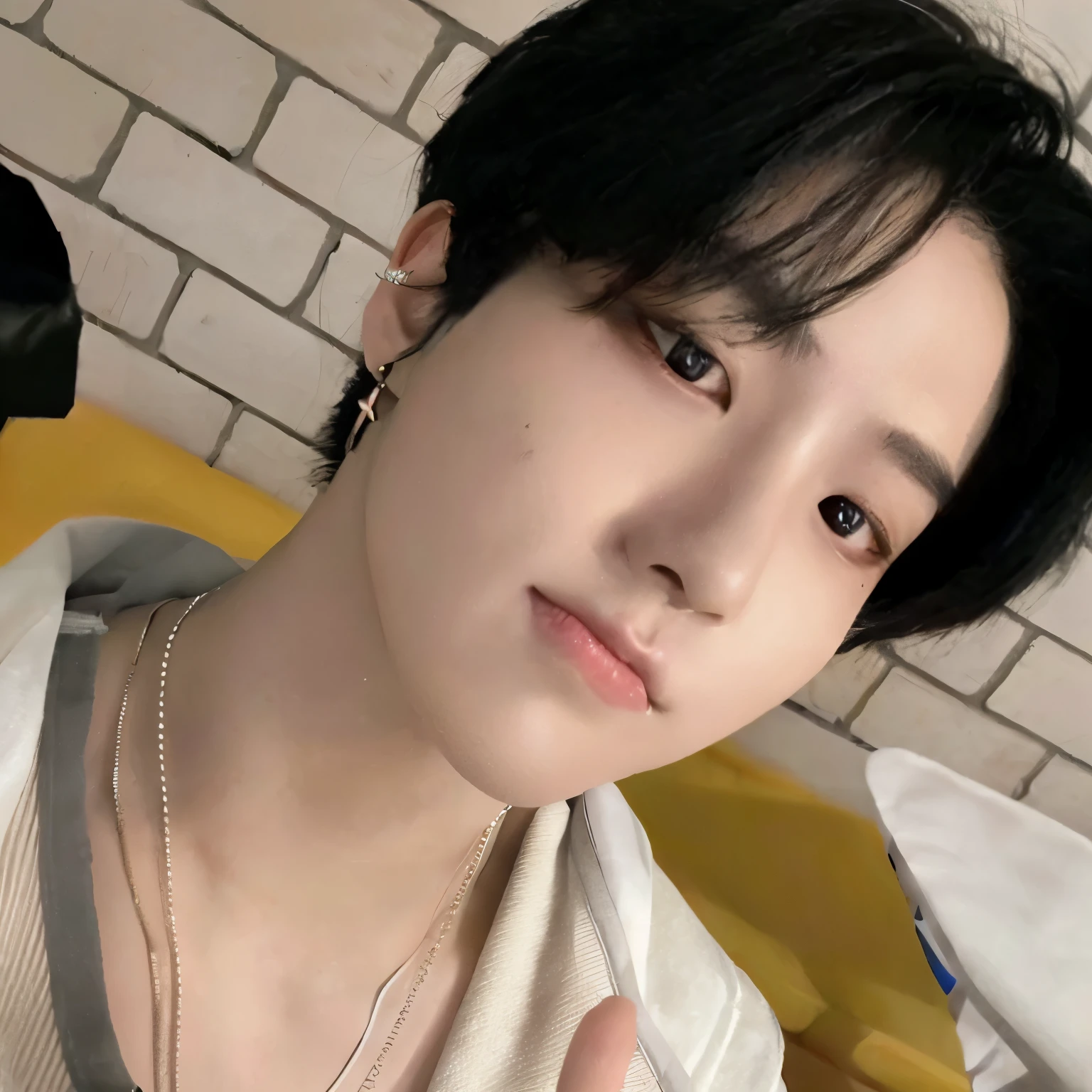 Crie uma imagem de alta qualidade que retrate Han Jisung, membro do grupo Stray Kids, with a serious countenance. Seus cabelos longos e lisos devem ser da cor preta, caindo naturalmente sobre os ombros. Add multiple earrings to your ears, providing a unique touch of style. One piercing should be visible in the eyebrow and the other in the corner of the mouth, enhancing your bold expression.
Highlight the minimalist tattoos on your neck, adding subtle details that complement your appearance. Make sure you capture every detail accurately, garantindo que a imagem transmita a personalidade distinta de Han Jisung. Use lighting and shading techniques to create depth and realism, resulting in a faithful and captivating representation of the artist.
Ensure the image is rendered in high resolution, allowing viewers to appreciate every aspect of Han Jisung's expression and the details of his appearance with clarity and sharpness. A qualidade da imagem deve ser excepcional, capturing the artist's unique and charismatic essence so fans can truly appreciate his visual presence.