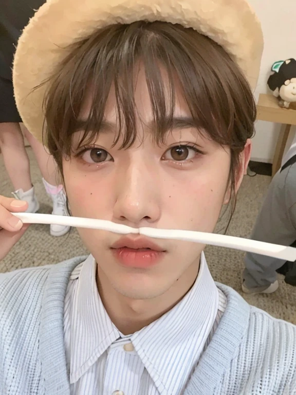 Minseo Asian man with light hair,looking at the camera and making the number two with your fingers, rosto minseo Idol de kpop do grupo drippin,beautiful pale and delicate Korean face