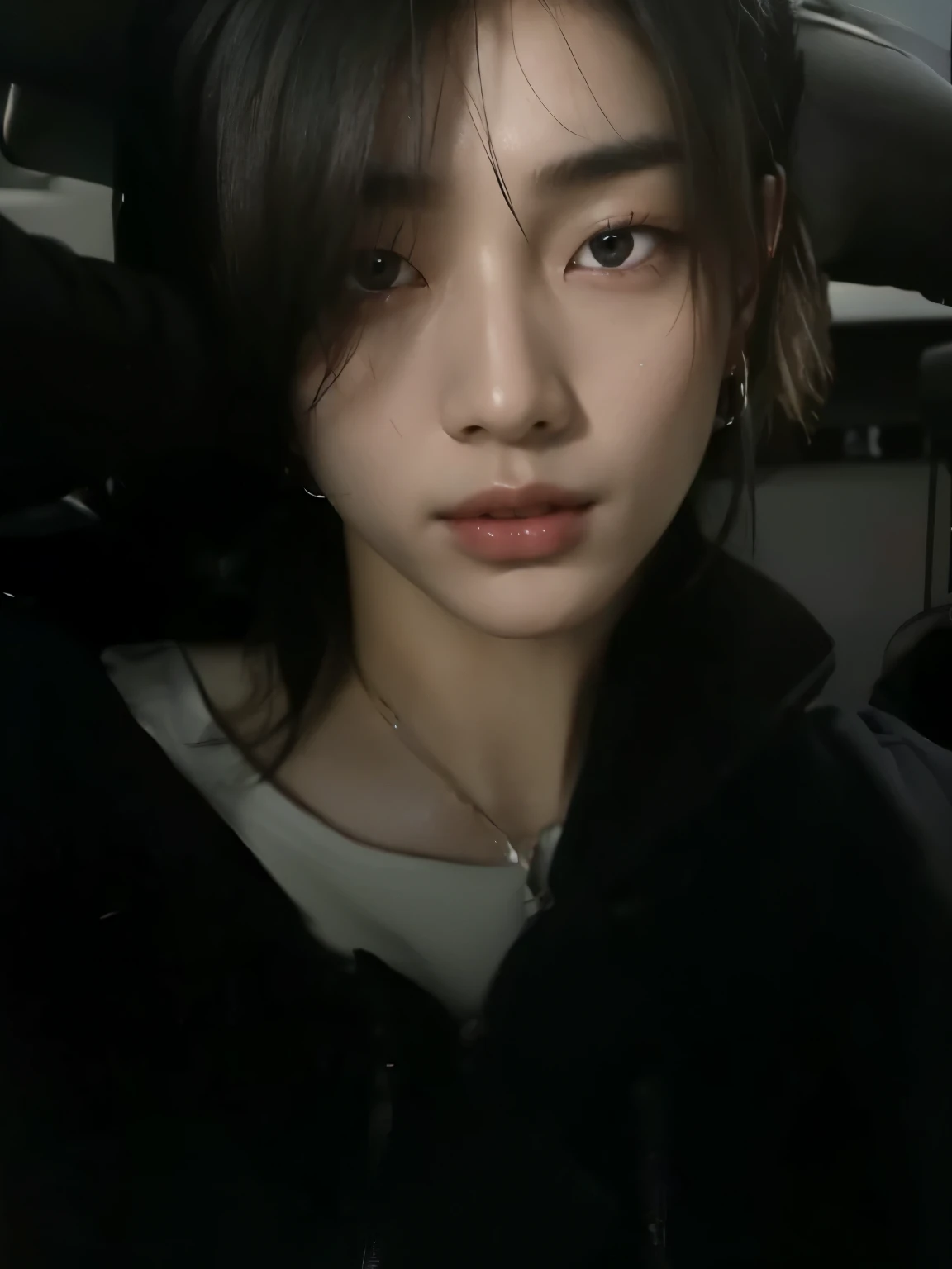 Hwang Hyunjin face, Hyunjin from Stray Kids, ultrahd, fotorrealista, 8k