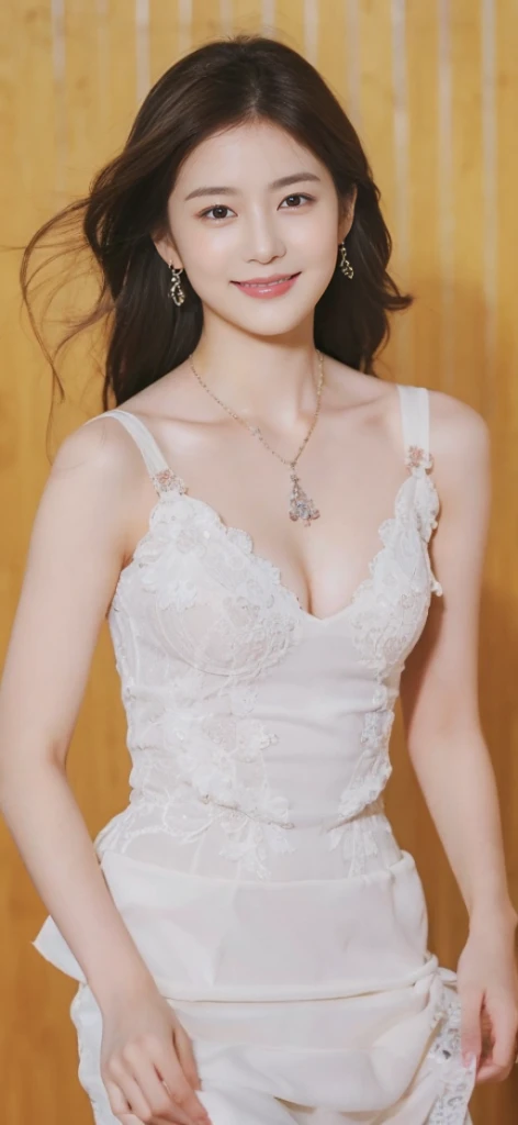 ((Masterpiece, Top image quality, high resolution、alone、shiny skin))(on the table, best quality, actual, super detailed, meticulous, high resolution, 8k wallpaper), Close-up portrait of a beautiful woman, Chariada, smiling, light brown messy hair, Perfect dynamic composition, 美丽meticulous的眼睛, Just like the cover of a fashion magazine, on campus