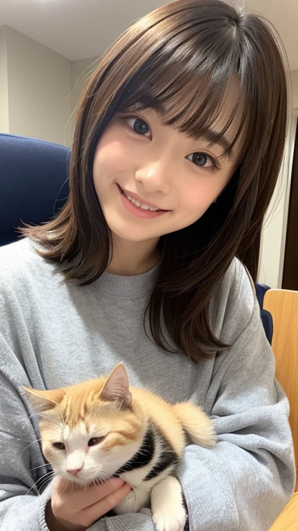 Face like Suzu Hirose、Holding a kitten、kitten is sleeping!wearing an oversized sweatshirt、hair is blonde、letting down one's bangs、long hairstyle、big breast bulge、smile、