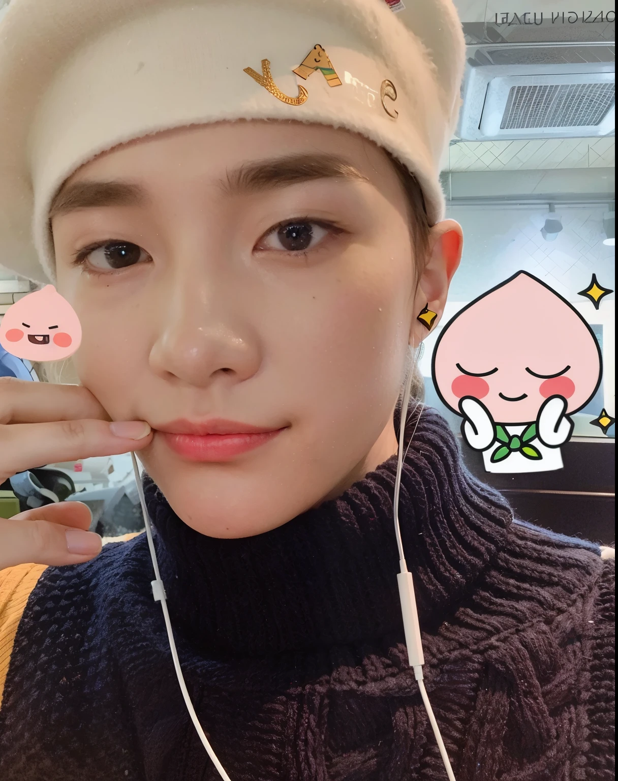 Araffe wearing a white hat and blue sweater, adorable and pale korean face, Kim Doyoung, ruan fofo vtuber, Jinyoung Shin, Jinyoung Shin aesthetic, cai xukun, muito tempo, pintar ulzzang, hyung tae, com cara fofa - linda, Jimin\the right eyelid is swollen, inspirado em jeonseok lee