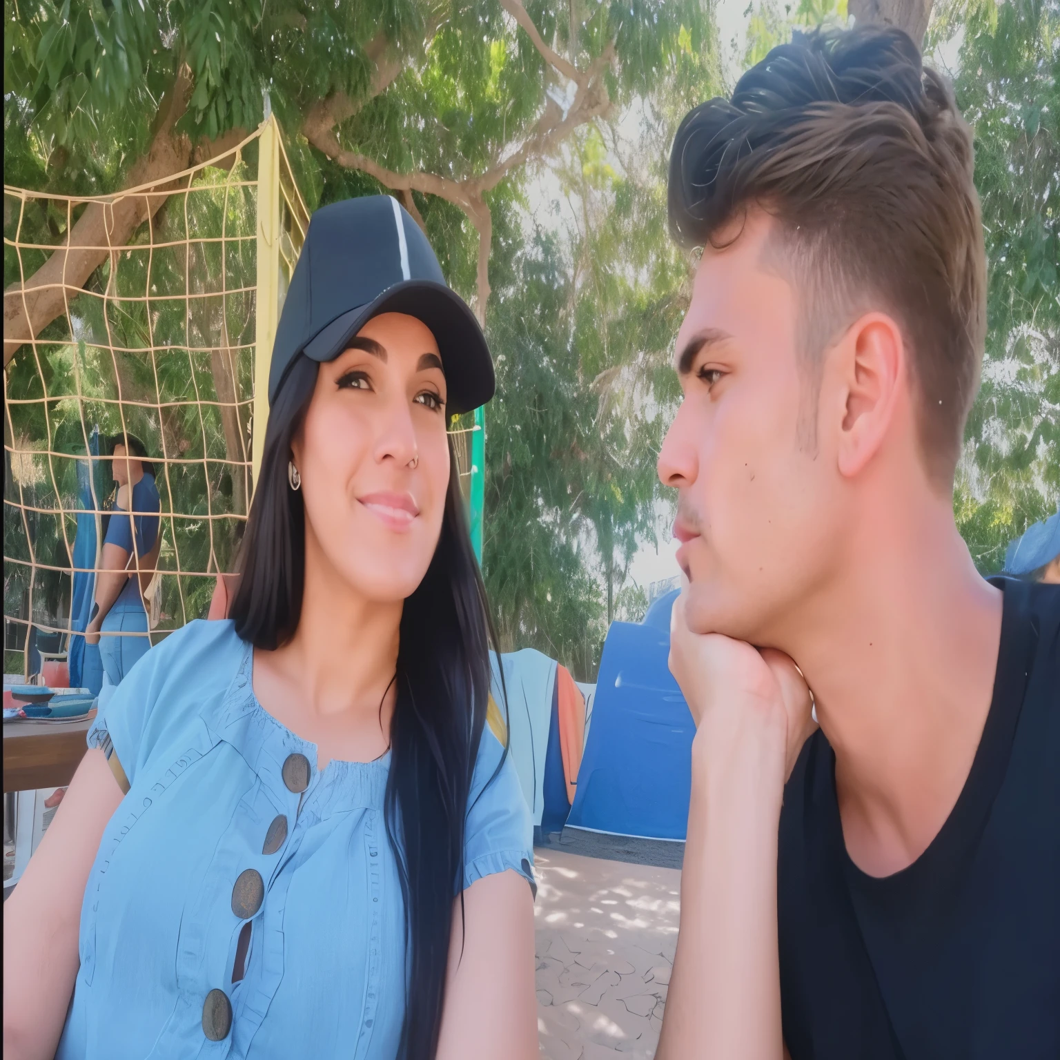 there is a man and a woman sitting at a table, looking to the side of the camera, olhando um para o outro sem pensar, imagem de perfil, Postagem de 4k, Postagem 4k, conversando calmamente 8k, filmagem de baixa qualidade, ainda de um videoclipe, 😭 🤮 💕 🎀, powder Nándor Katona, imagem de qualidade muito baixa