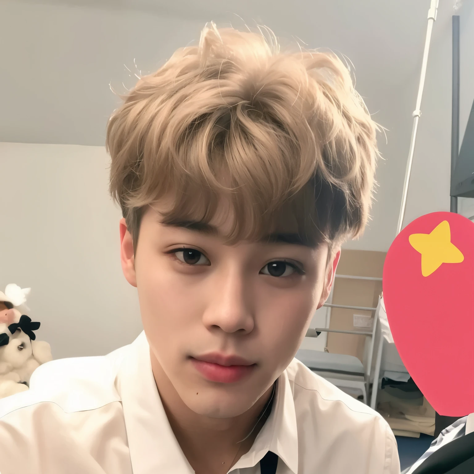 there is a man with a tie and a heart-shaped balloon, accurate Jimin face, Jimin, park Jimin, Jimin\the full lips, Jimin\o nariz grego, Jimin\the right eyelid is swollen, Yanjun Chengt, Jung Jaehyun, Marcos Lee, ele tem cabelo castanho curto e encaracolado, hyung tae, todos do grupo nct