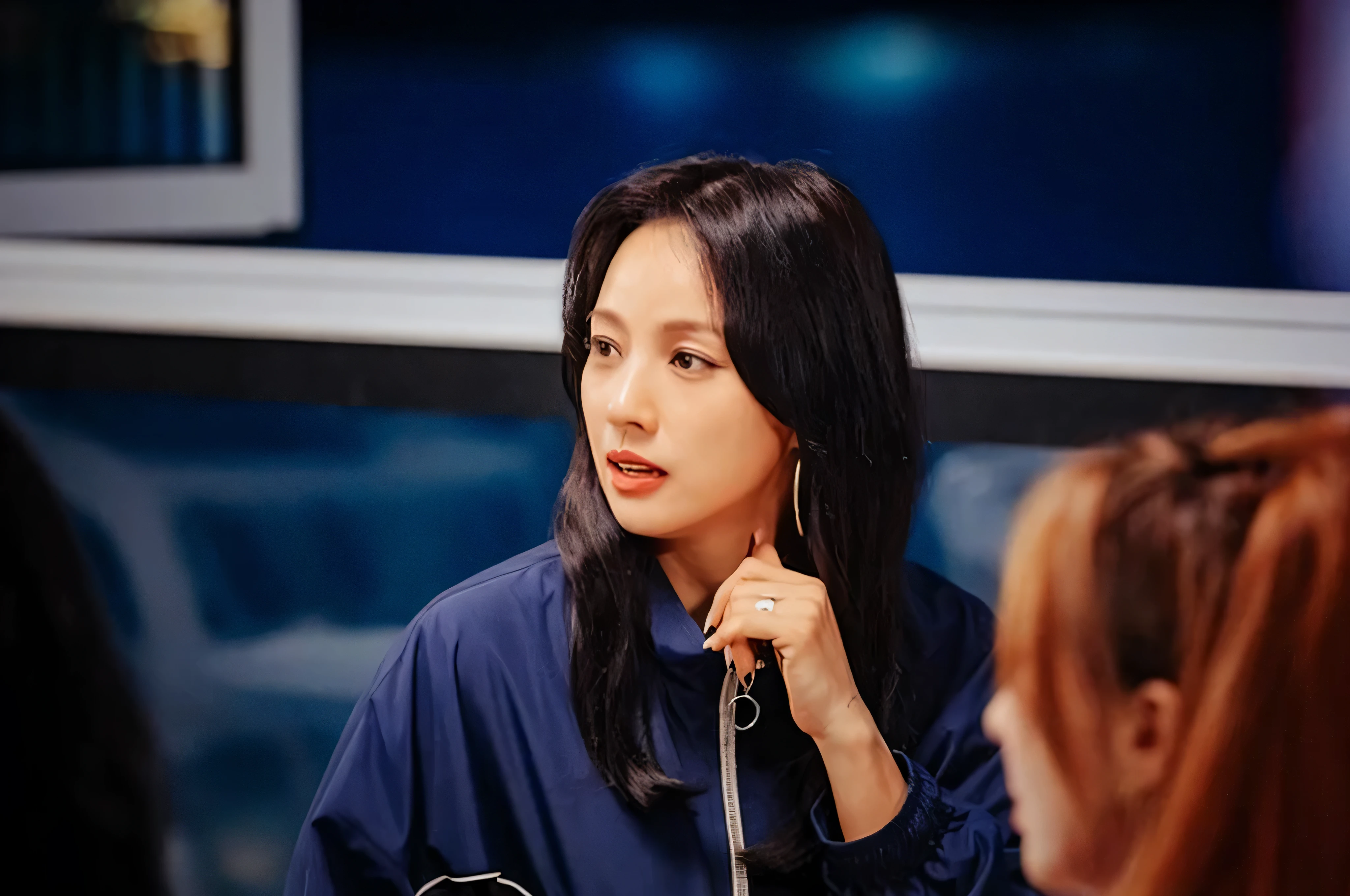 A woman is sitting at a table and talking on her cell phone., Twice&#39;s Tsuyu, Minjeong Shin, BLACKpink 제니, portrait of BLACKpink&#39;Josh, sonyoonjoo, Heonhwa Choi, Taejun Kim, Mr. Lee, Written by, Mr. Lee, Written by, Please park first., BLACKpink&#39;Josh, common ratio