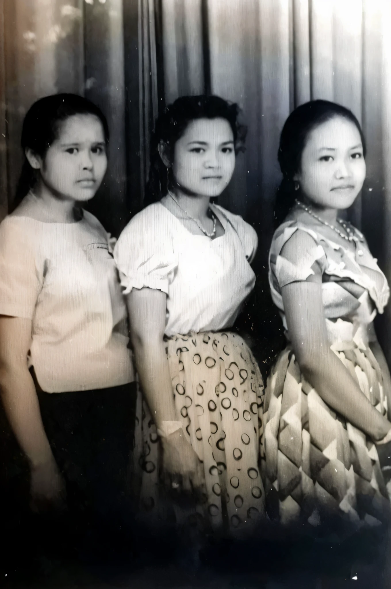 3 girls, standing, dynamic color, bright color