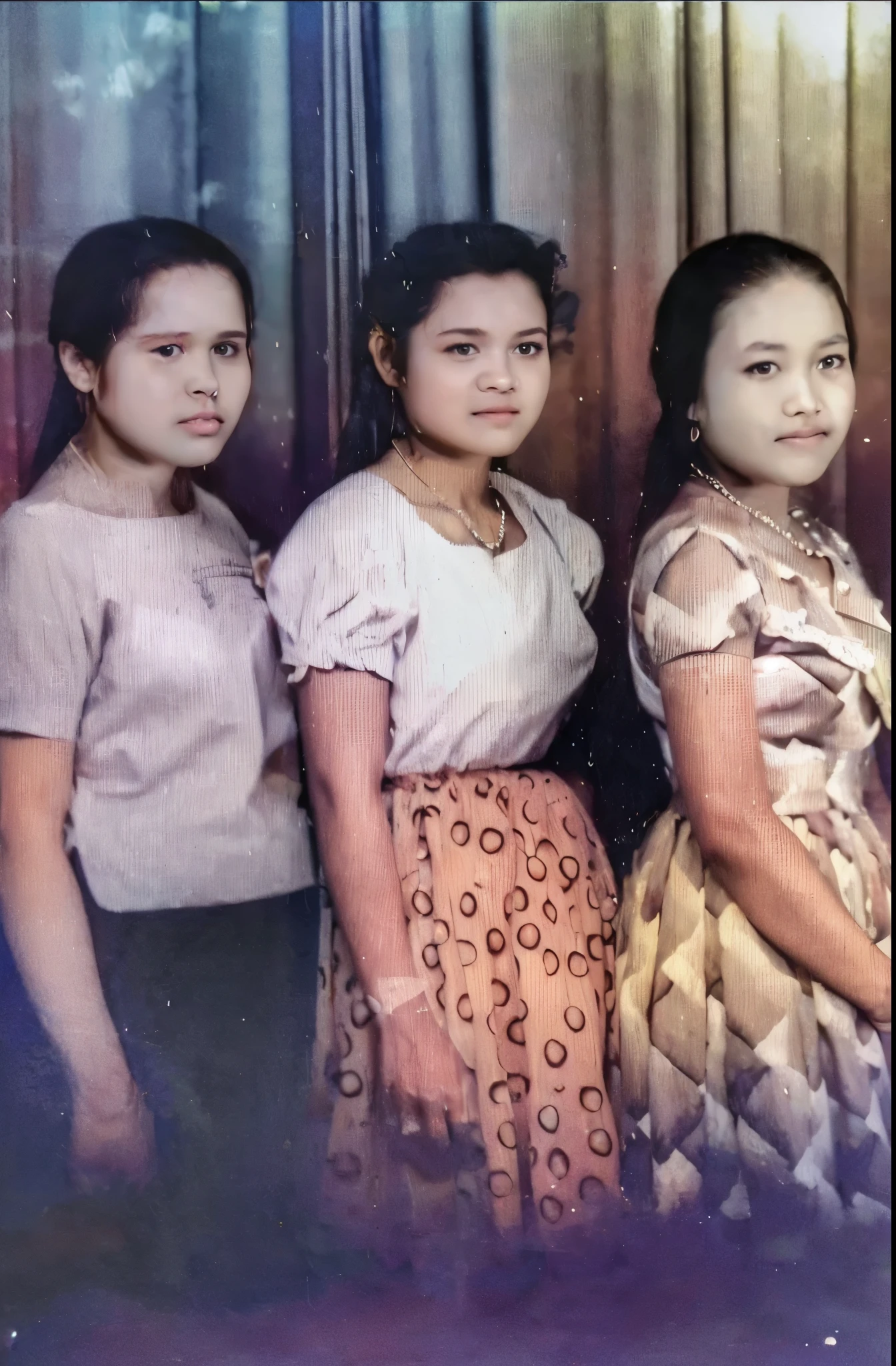 ((Best Quality, 8K, Masterpiece: 1.3)), 3girl, Slender Beauty: 1.3, (Long hair: 1.2), Floral dress, Long legs: 1.1, Super fine face, Fine eyes, Double eyelids