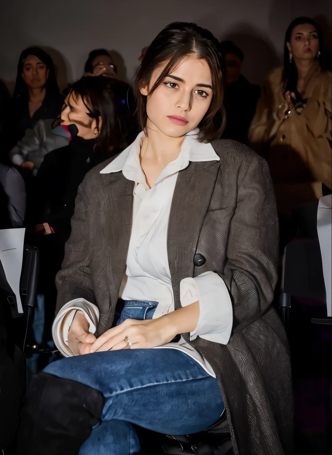 maximum quality, obra de arte, Ultra High Definition, (fotorrealista: 1.4), foto crua, 1 garota, Cabelo preto, pele brilhante, corpo molhado, dramatic lighting, corpo todo, (((microbiquini)), Colossal