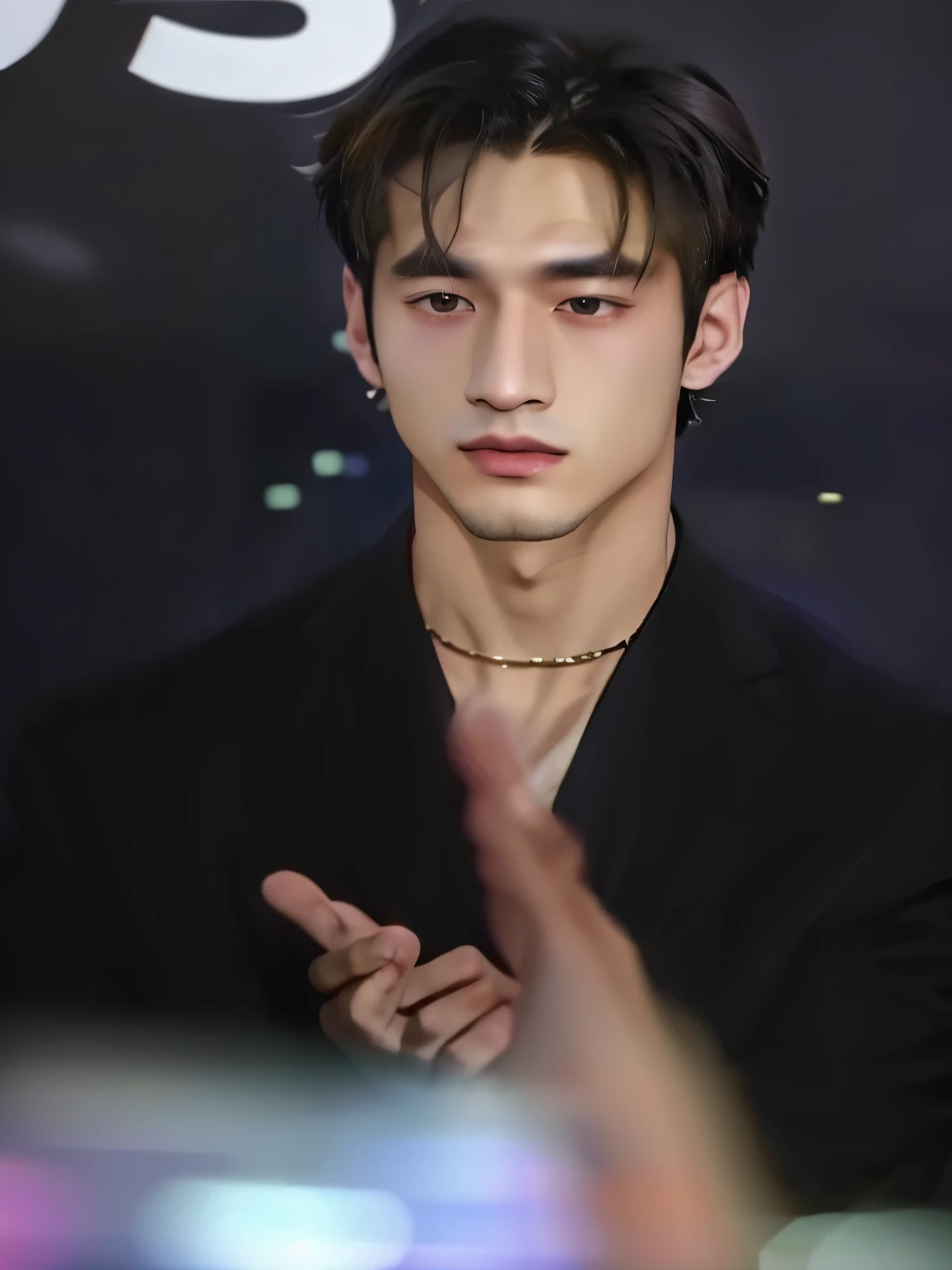 a closeup of a person in a suit and a cell phone, cai xukun, Jinyoung Shin, inspirado en Bian Shoumin, yanjun chengt, jia, ruan jia hermosa!, hyung tae, Jinyoung Shin aesthetic, jungkook, sha xi, shen mingchen, lei min, taken in the early 2020s, brillante por la lluvia