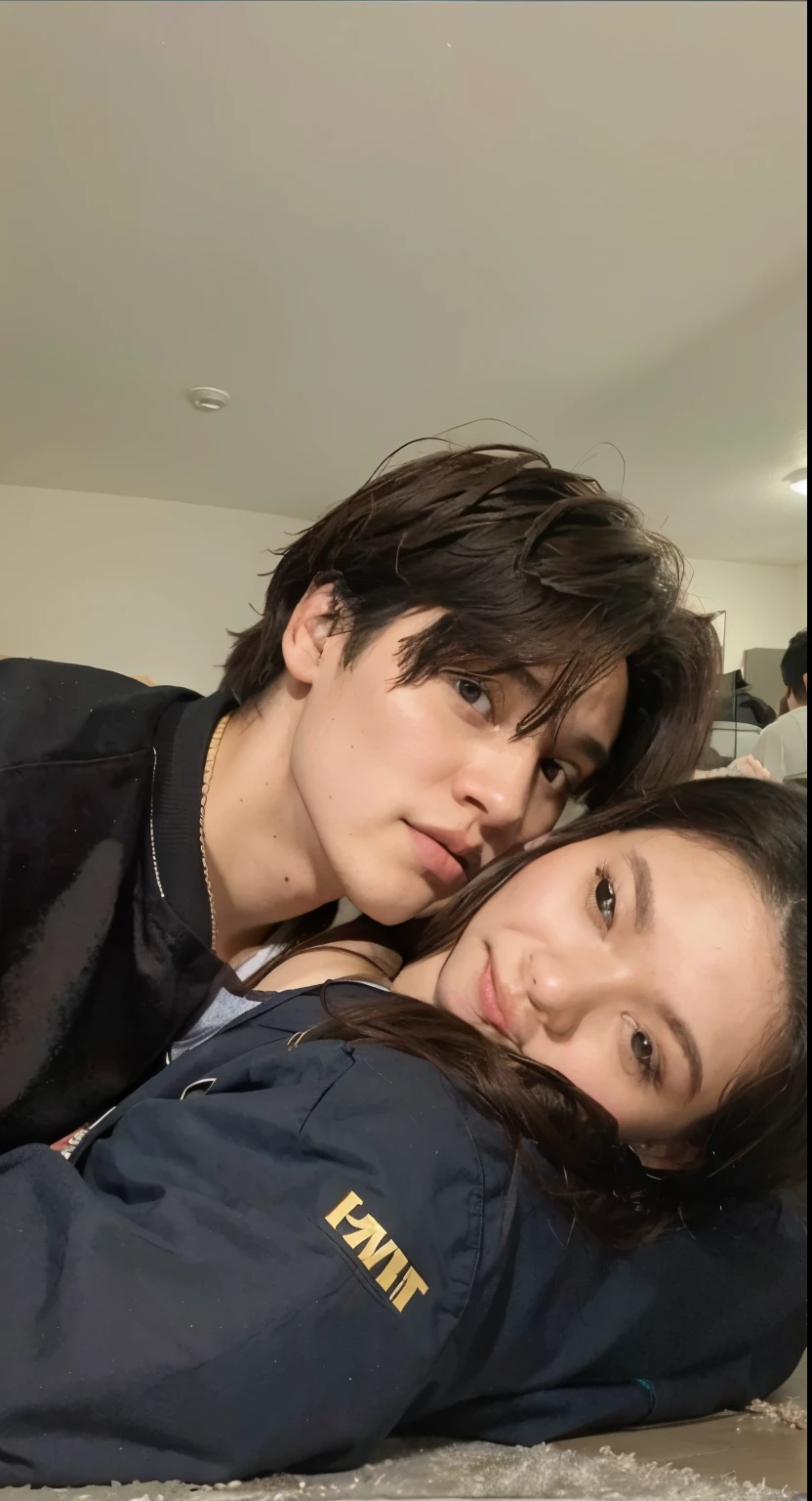 There are two people who are lying together on the floor., Jordan Grimmer y Natasha Tan, imagen filtrada, Tyler Edlin y Natasha Tan, 😭🤮 💔, 😭 🤮 💕 🎀, ruan jia y brom, ✨🕌🌙, gemma chen, imagen de muy muy baja calidad, lv, suave en _ el fondo, woodz y seori