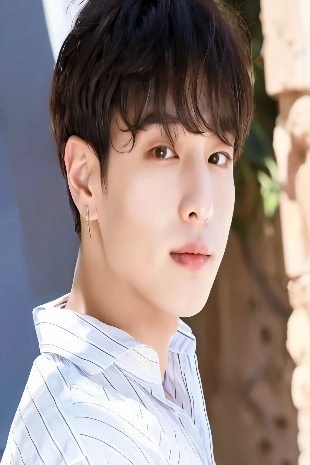 Un primer plano de una persona con una camisa posando para una foto, jungkook, hyung tae, cai xukun, Jimin, Jinyoung Shin, yoongi de pelo negro, kim doyoung, yanjun chengt, hong junio hyung, TaeJune Kim, shin jeongho, park Jimin, foto de perfil en la cabeza, Jimin\los labios carnosos, hyung tae kim
