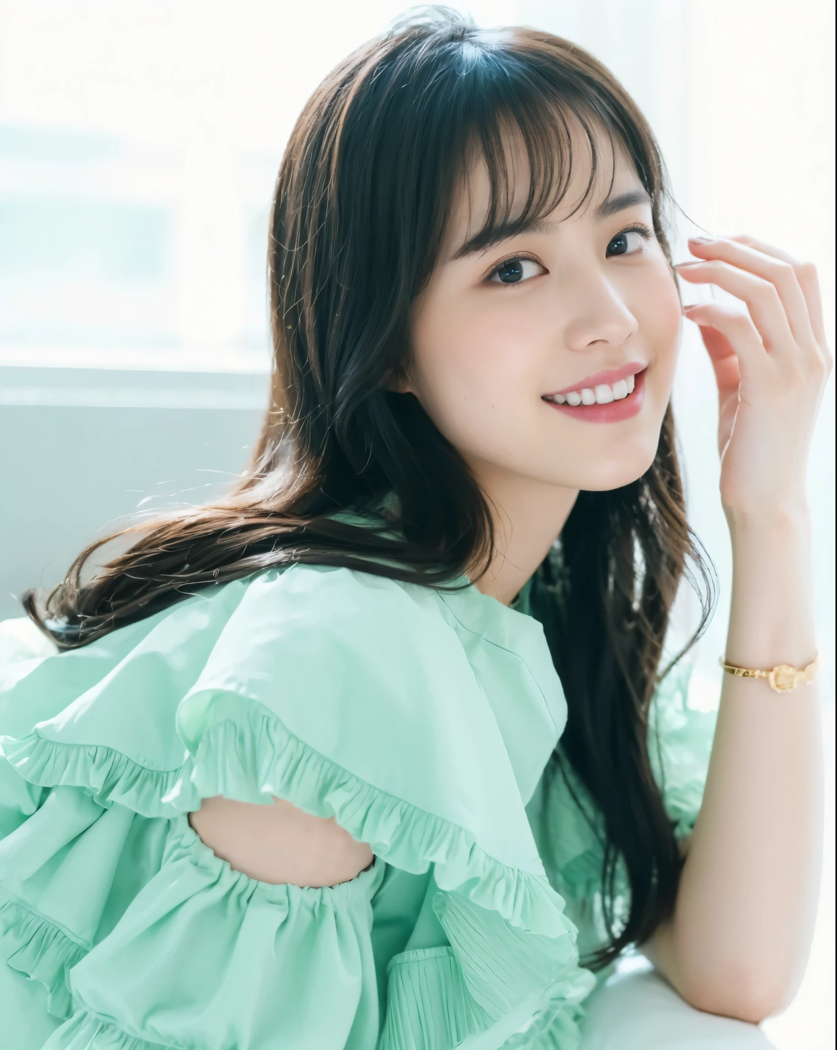 ((​Masterpiece, Top image quality, high resolution、alone、skin shiny))(on the table, best quality, actual, super detailed, meticulous, high resolution, 8k wallpaper), Close-up portrait of a beautiful woman, like, smiling, light brown messy hair, Perfect dynamic composition, 美丽meticulous的眼睛, Just like the cover of a fashion magazine, on campus，wearing gold glasses