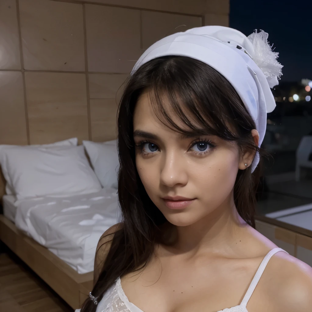 Realista, 1 chica, ropa ajustada, pechos y trasero grande, ojos azules, piel blanca, noche, hermosa